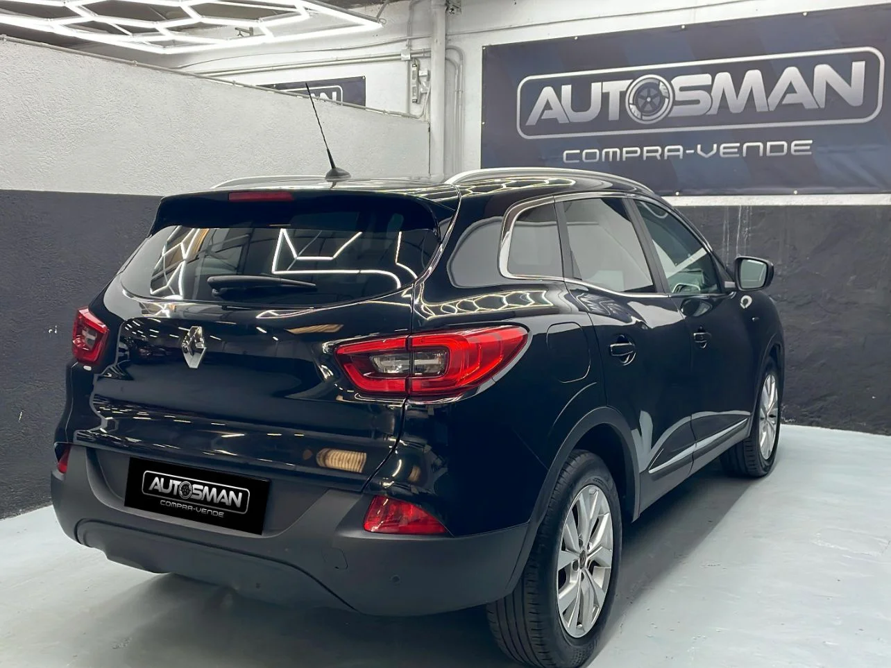 RENAULT Kadjar Limited TCe EDC 2018 Gasolina Negro - Detalle